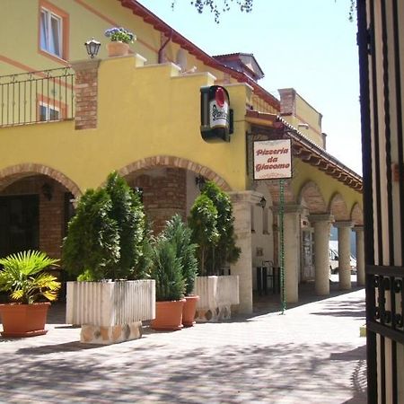 Trenčín Penzion Da Giacomo מראה חיצוני תמונה