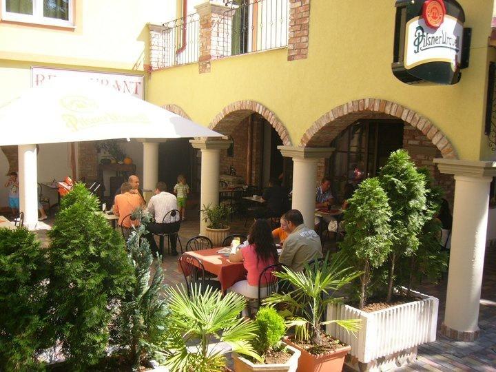 Trenčín Penzion Da Giacomo מראה חיצוני תמונה