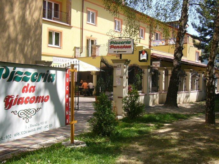 Trenčín Penzion Da Giacomo מראה חיצוני תמונה